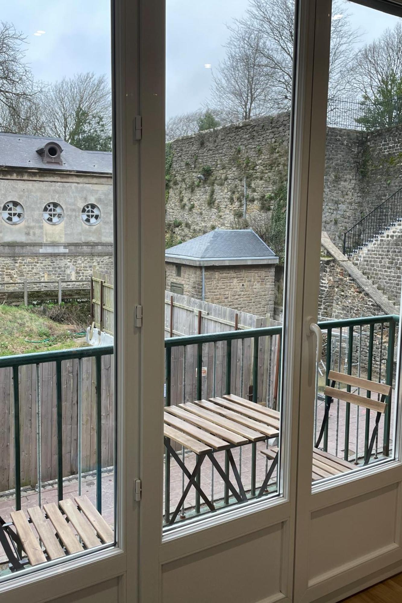 Au Balcon De La Basilique Lägenhet Boulogne-sur-Mer Exteriör bild
